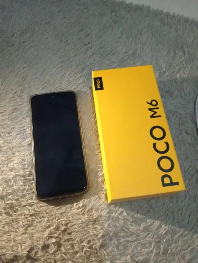 DIJUAL POCO M6 8/256