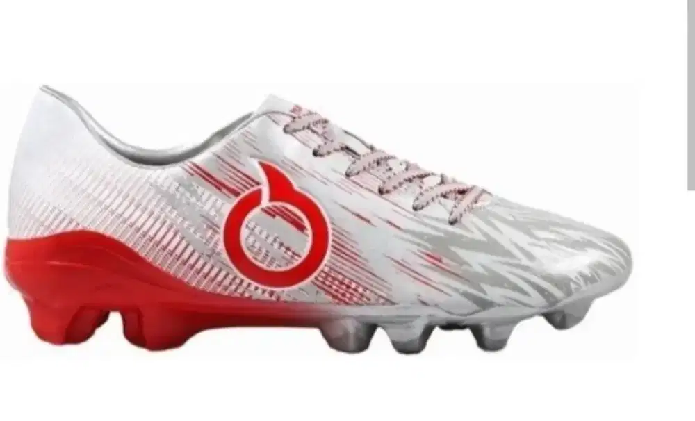 Sepatu bola ortuseight size 39