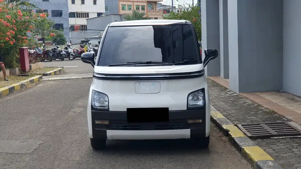 Wuling Air EV Standard Range Listrik Putih 2023 Like New KM24rb Record