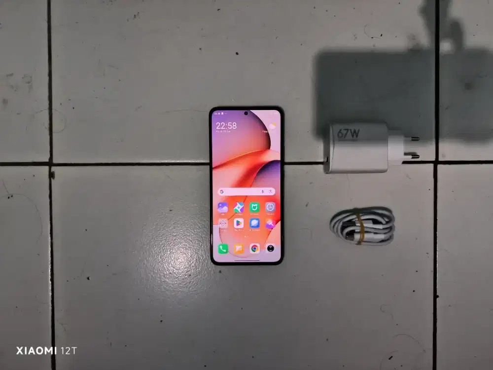 Xiaomi 12T Black 8/256 Unit + Charger