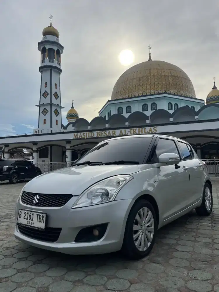 Dijual suzuki swift gx metic 2013