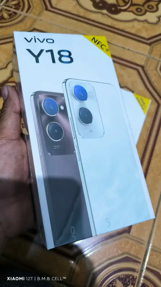 VIVO Y18 NFC. RAM 4GB+64GB. BARU.SEGEL.GARANSI RESMI. BISA COD SERKOT