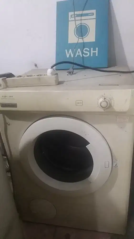 Mesin Pengering / Dryer Listrik Electrolux