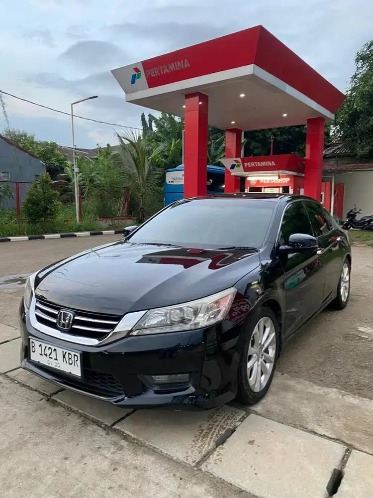 Accord VTiL VTi L ES 2015