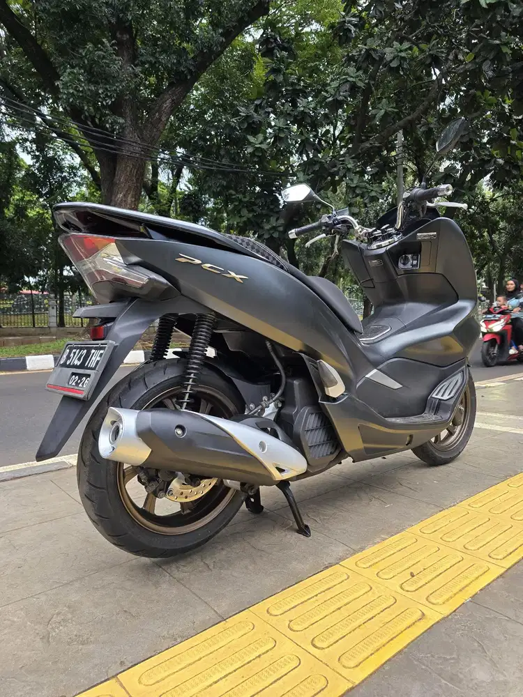 DP MINIM 2JTA CASH KREDIT HONDA PCX 150 ABS THN 2020 PAJAK IDUP