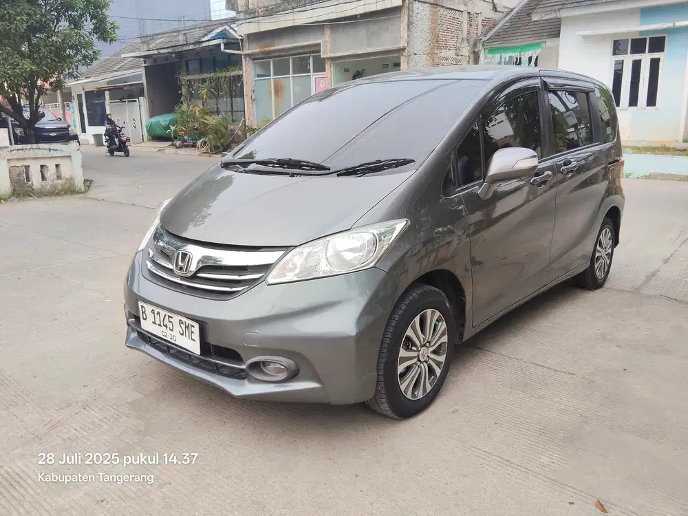 Honda Freed 2012 Bensin