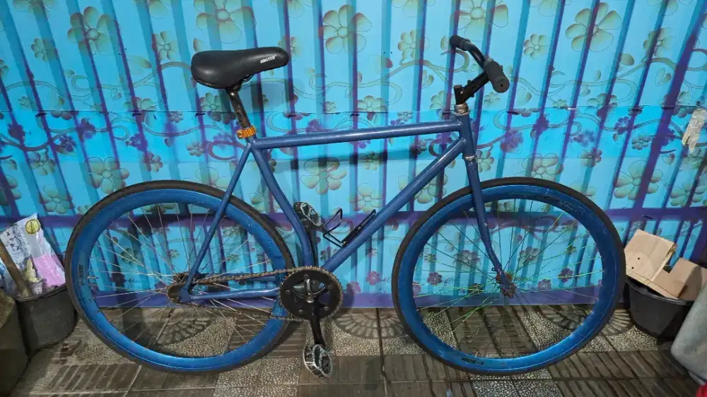 sepeda fixie dan sepeda MTB