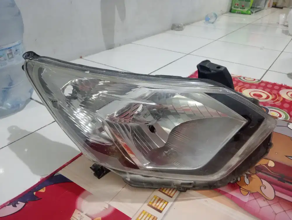 Di jual head lamp