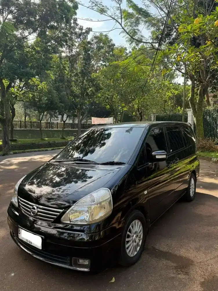 Nissan Serena 2011 Bensin