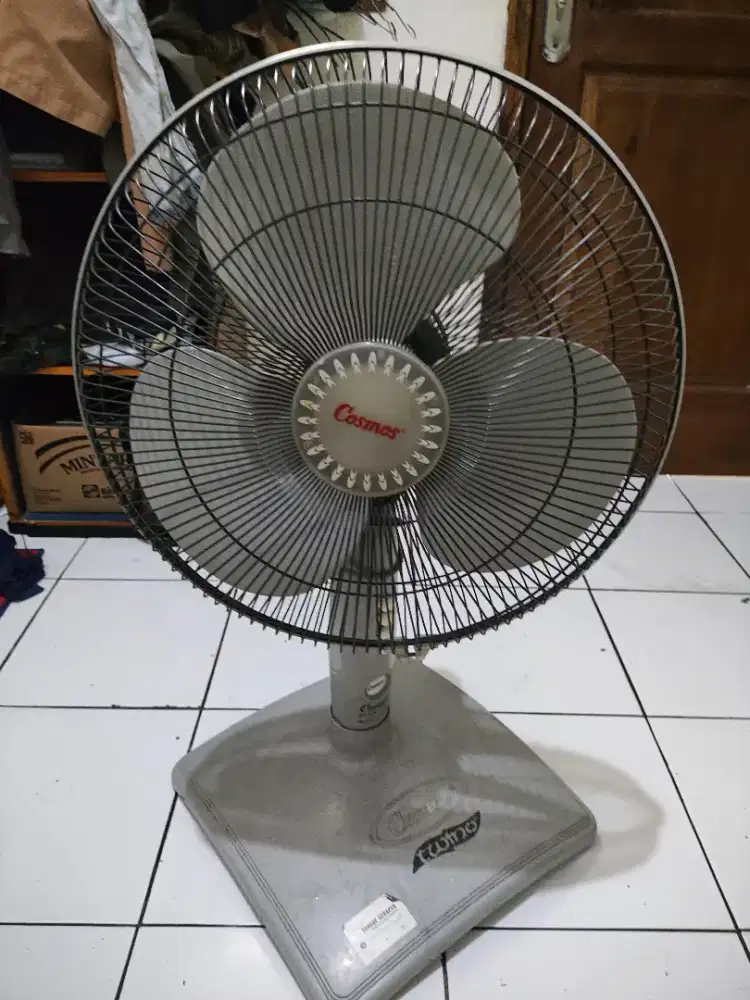 KIPAS ANGIN MERK COSMOS