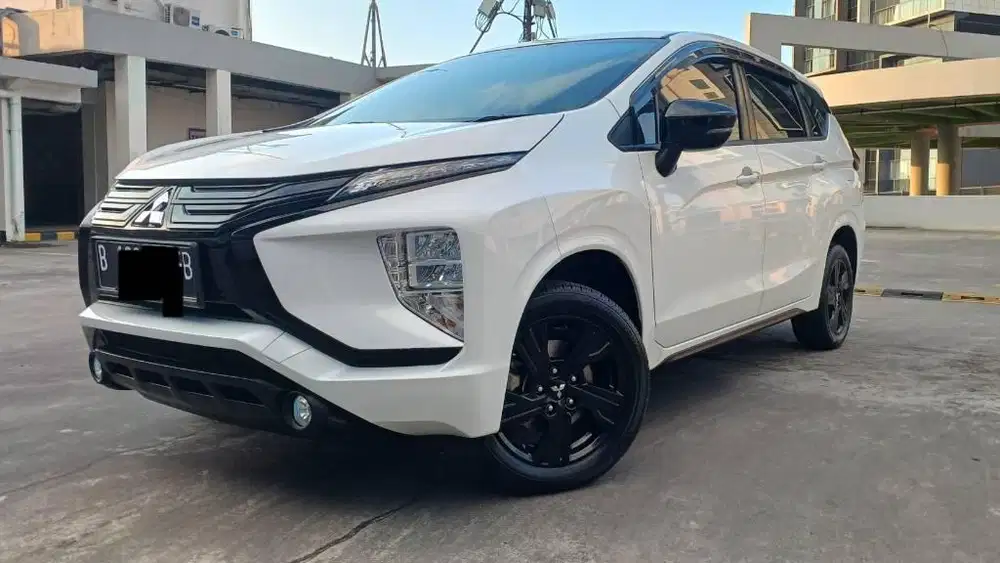 Xpander Sport Black Edition Rockford Fosgate2021 KM44RB Antik Record.