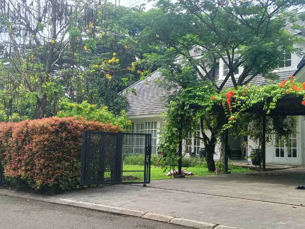 contemporer megah mewah view golf dan pegunungan