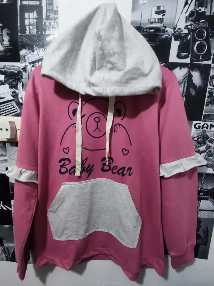 Hoodie berwarna pink