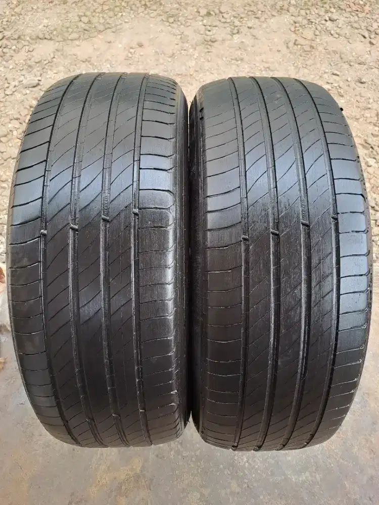 Ban 215/55/17 Michelim Primacy-4 2pc 80%