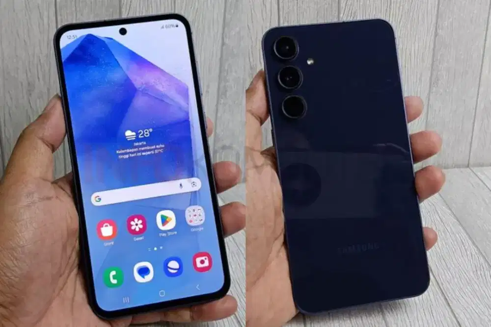 Samsung A55 5G Navy  like new