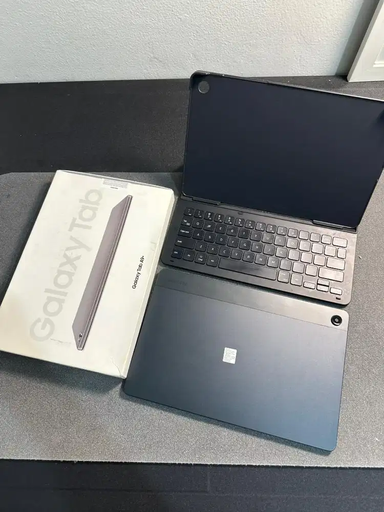 Samsung Tab A9 + 8/128 gb + keyboard resmi sein