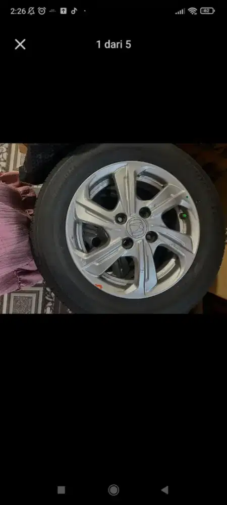 Dijual 1 set ban + velg brio R14