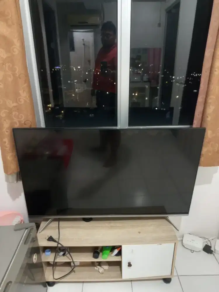 TCL TV 43 inci BU