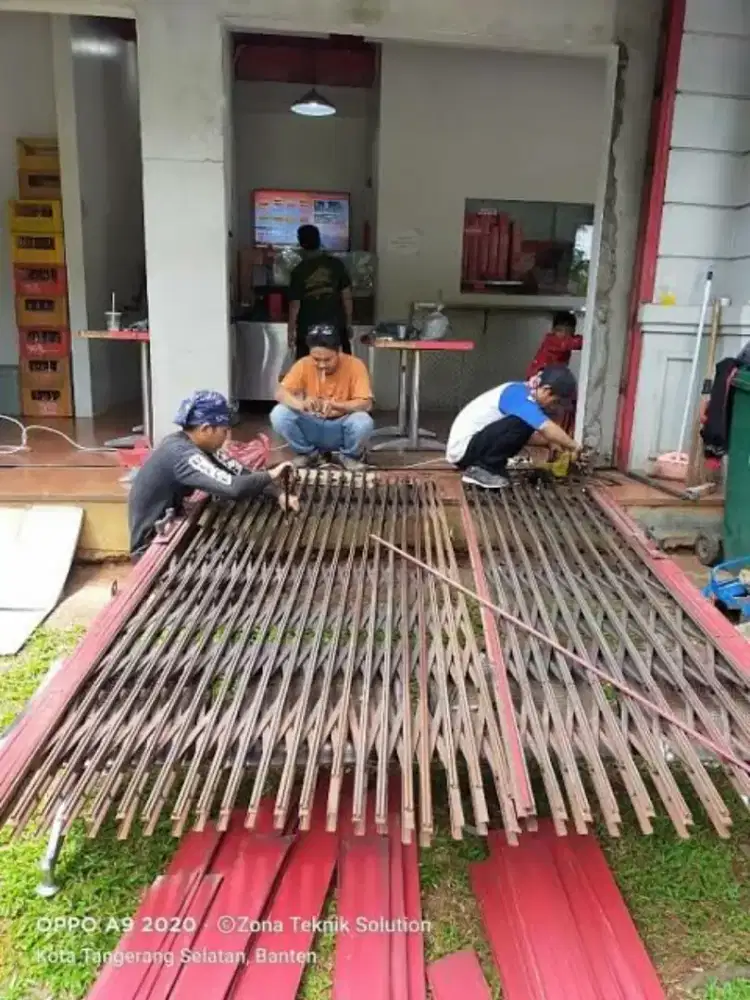 SERVICE ROLLING DOOR