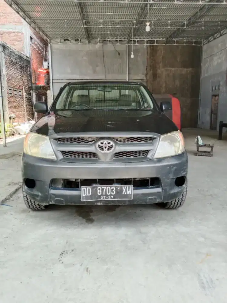 Di jual Toyota Hilux SC pickup