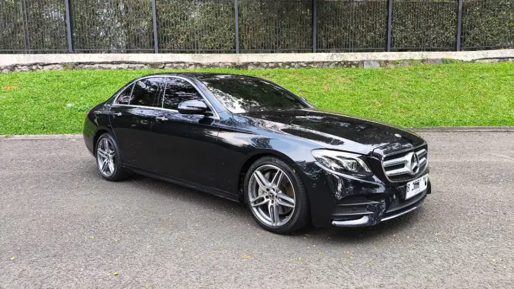 Mercedes-Benz E350 AMG 2019