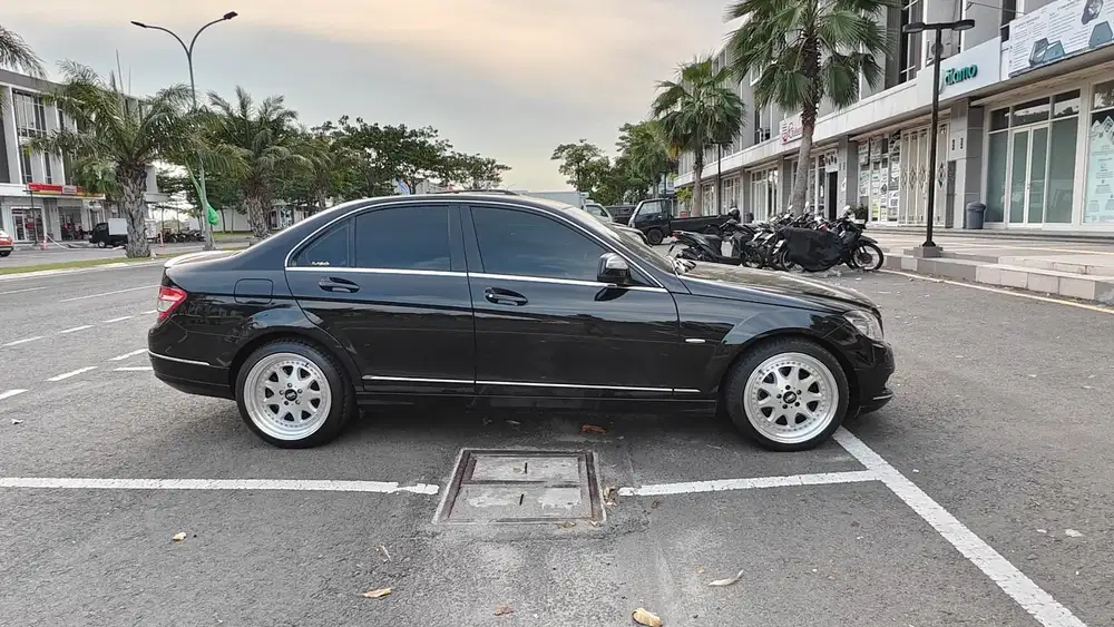 Mercedes-Benz C200K 2008 Bensin