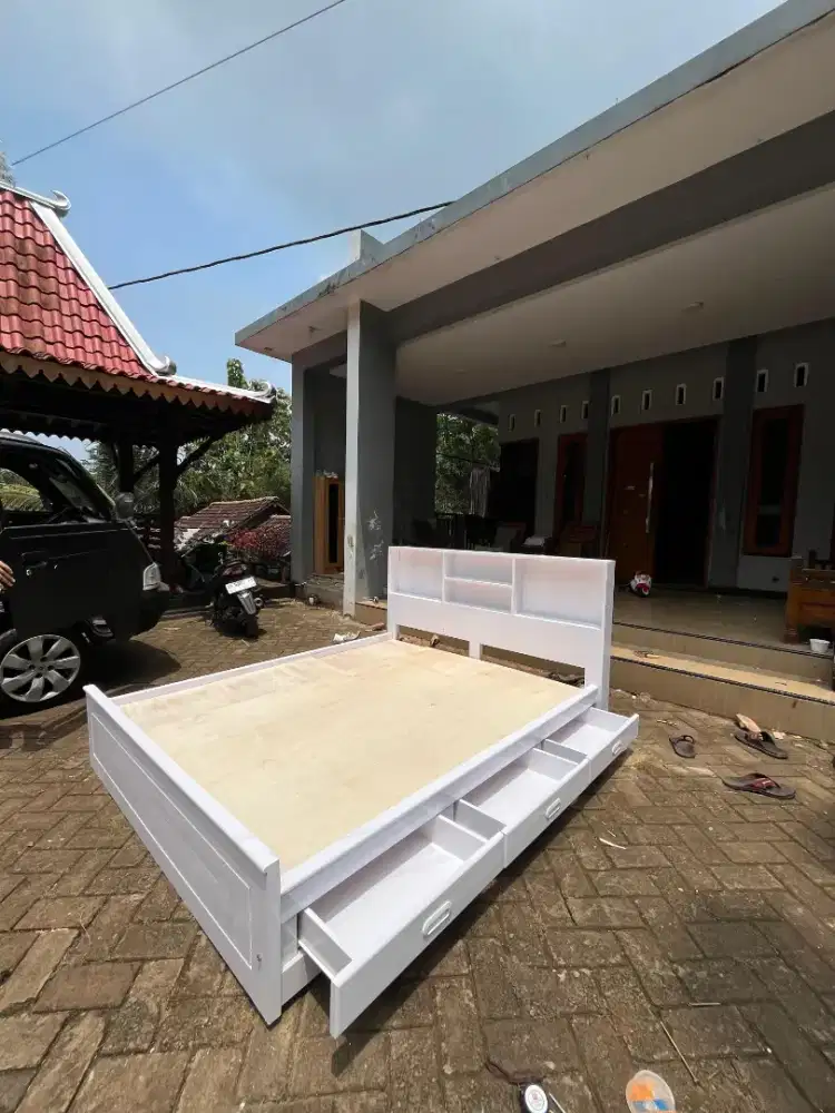 Dipan Laci Minimalis Murah