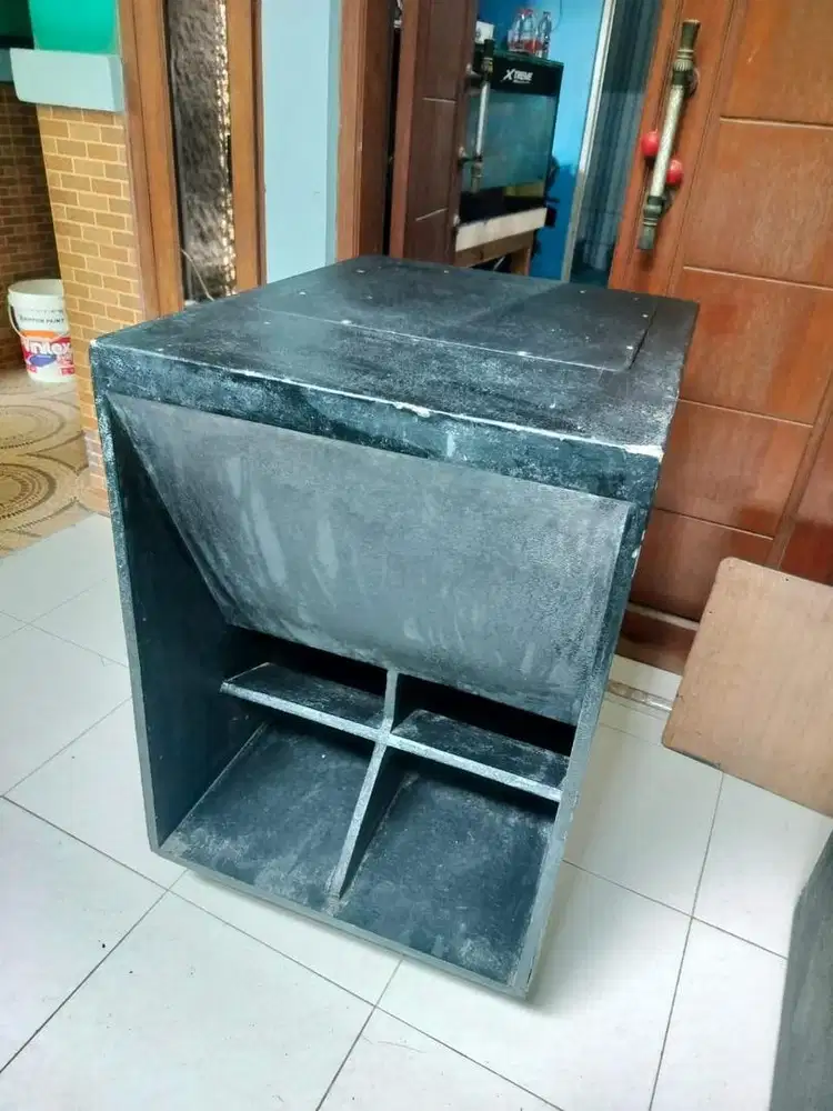 box speaker turbo 18 inch (sepasang)