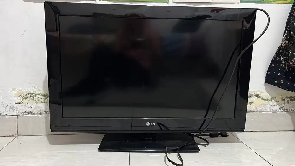 TV LG 32inch kondisi bagus