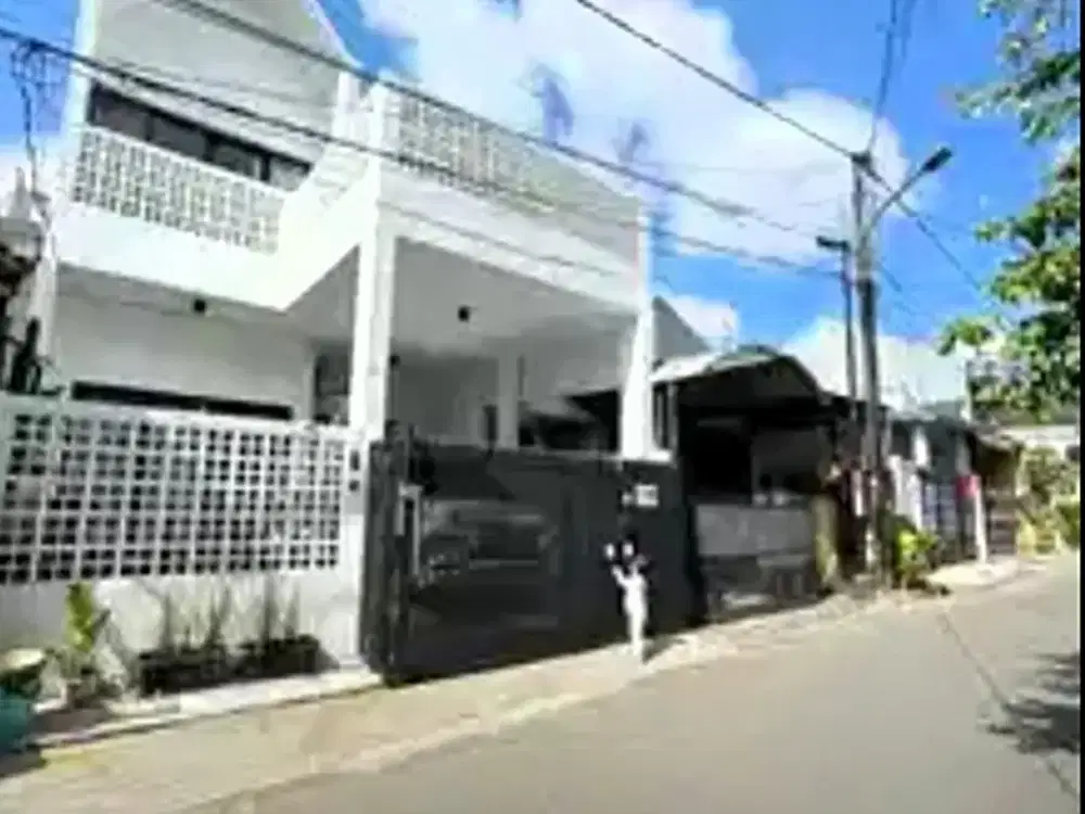 Taman Buaran Indah | Dekat Stasiun dan Halte Transjakarta