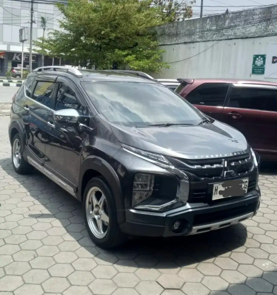 XPANDER CROSS AT PREMIUM 2020 GREY METALIC SEMARANG