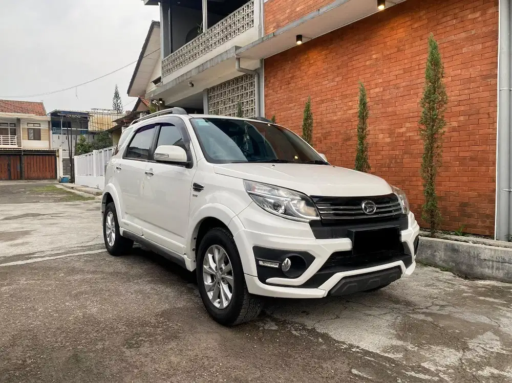 Daihatsu Terios R Adventure matic 2017 Putih || ultimo 2018