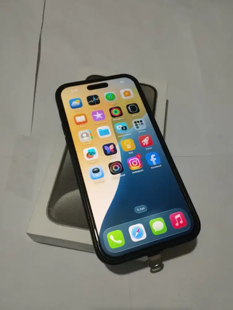 iPhone 15 pro max 256 Ibox