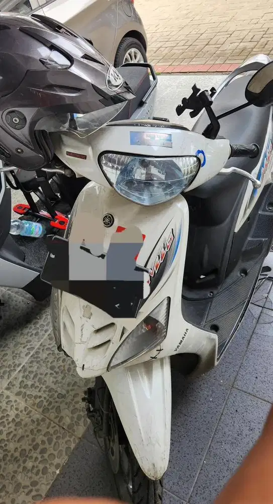 Dijual Motor Mio Sporty 2007 (Putih)