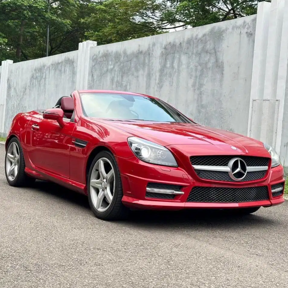 (CASH) Mercedes Benz SLK200 AMG 2011