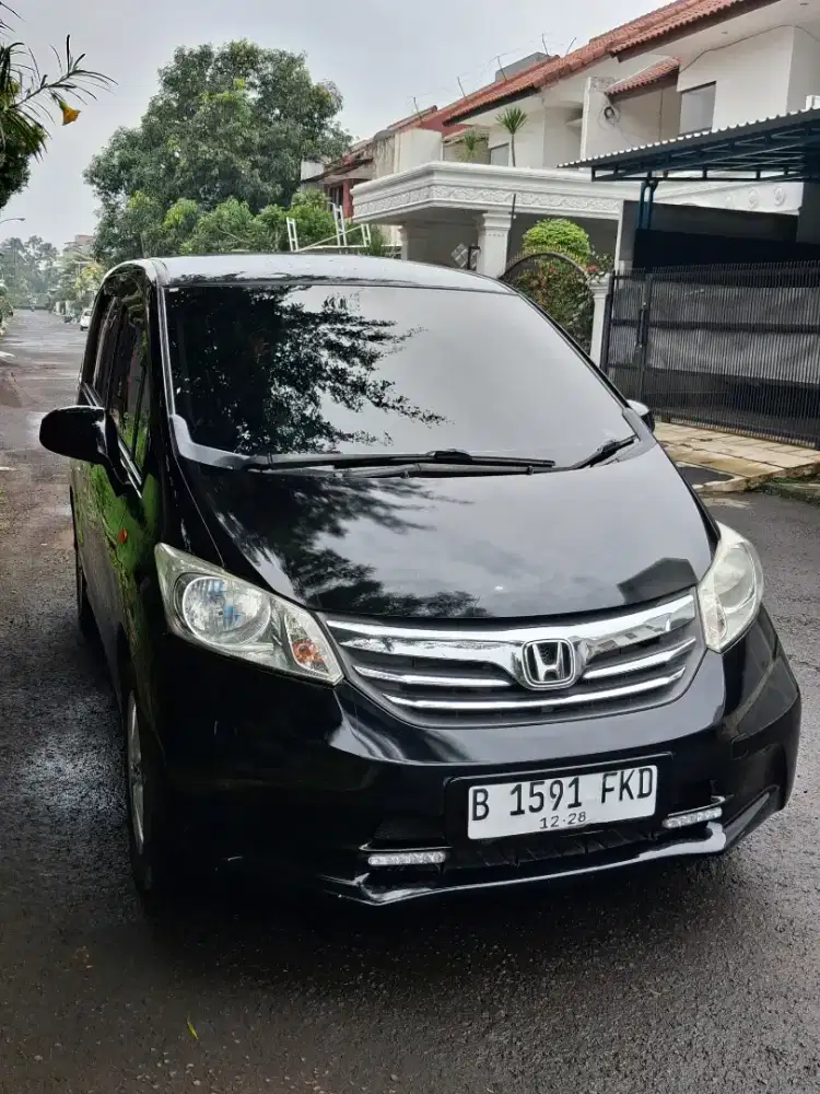 Honda Freed SD AT 2012 Cakep