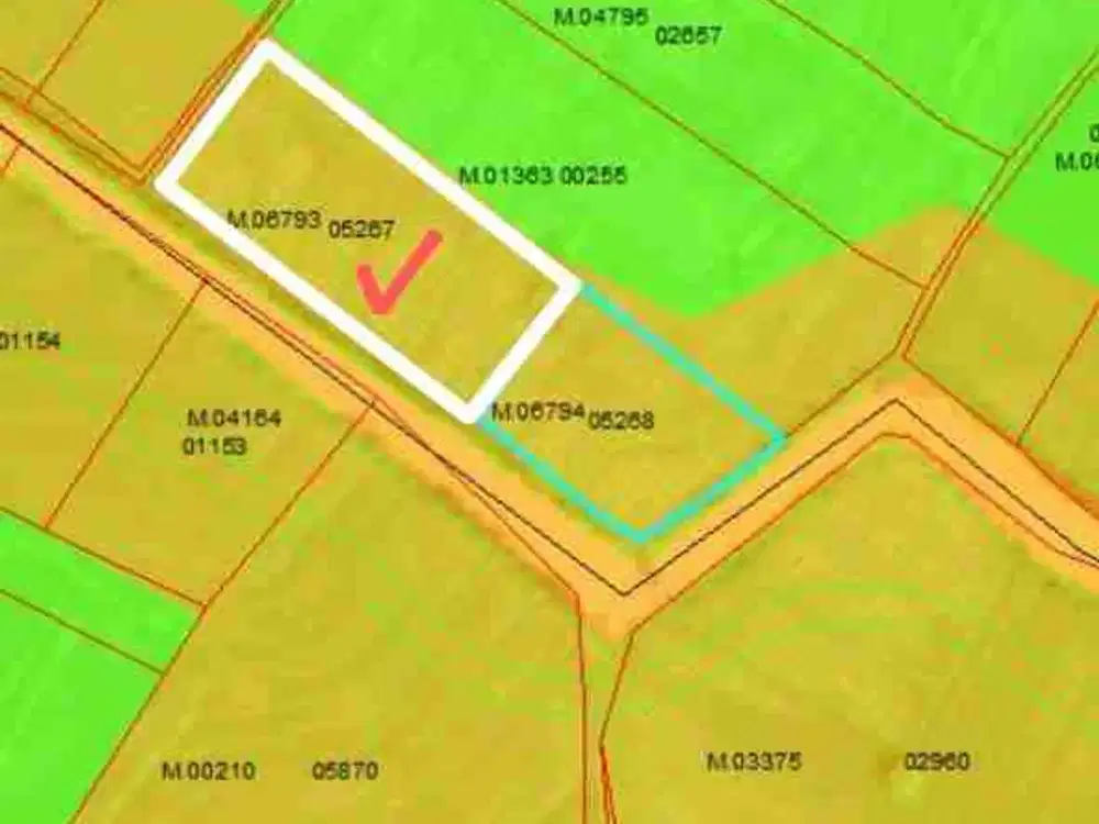 jual tanah zona kuning lokasi nyanyi 8 are harga 850/ are.