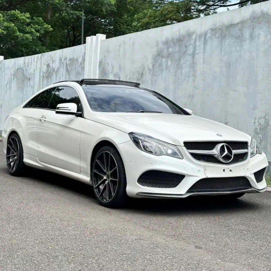 (CASH) Mercedes Benz E250 Coupe AMG Facelift 2013