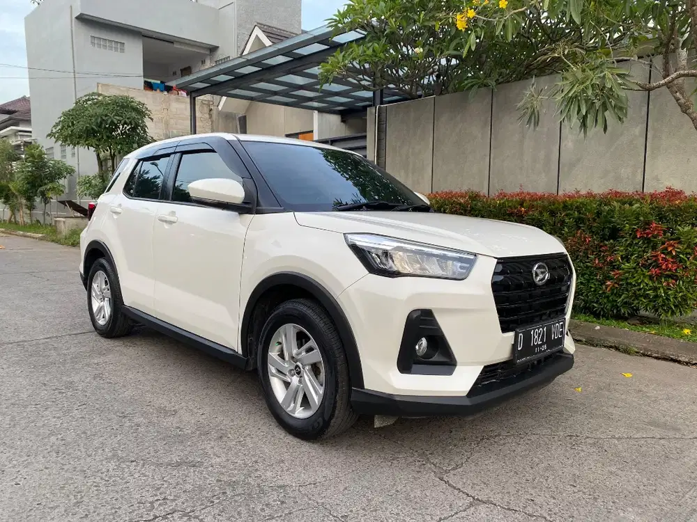 Km29rb - Daihatsu Rocky 1.2 X matic 2021 keyless Putih || 2022 R