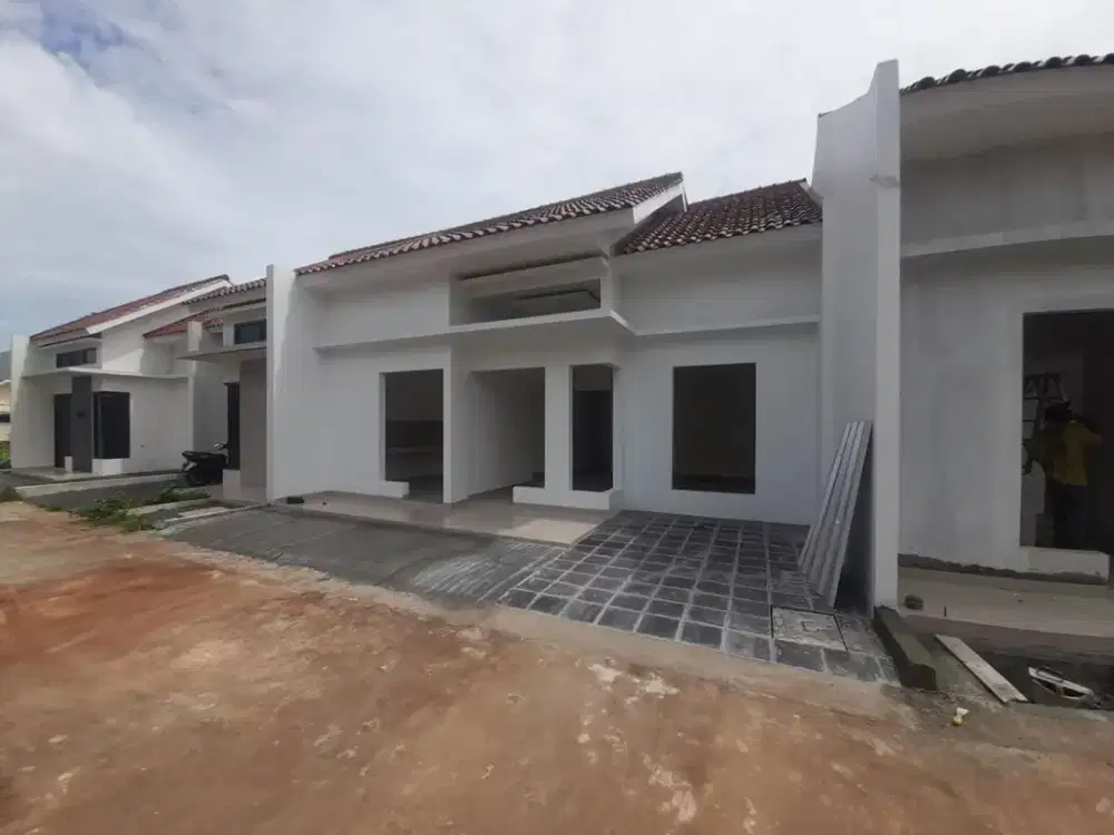 Hunian nyaman lingkungan asri unit Siap Huni dijatibening