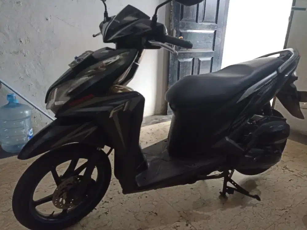 Vario 125 kzr tahun 2012
