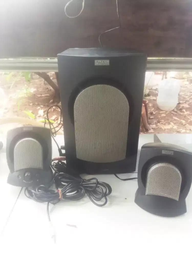 Speaker altec AVS300