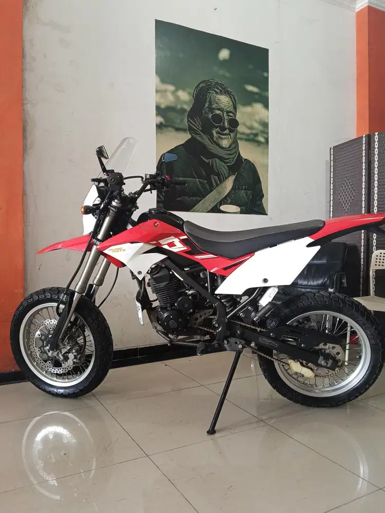 Kawasaki D-Tracker SUPERMOTO SE 2020