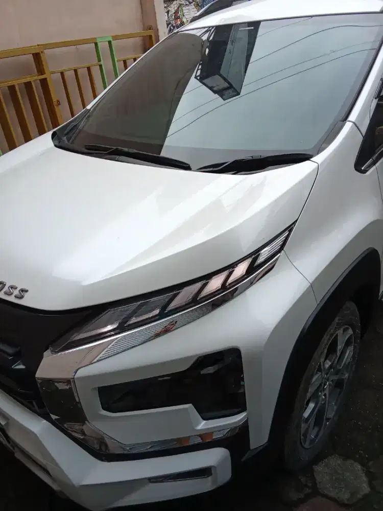 Dijual Mitsubishi Xpander Cross 2023 / 2024 Premium Package Putih