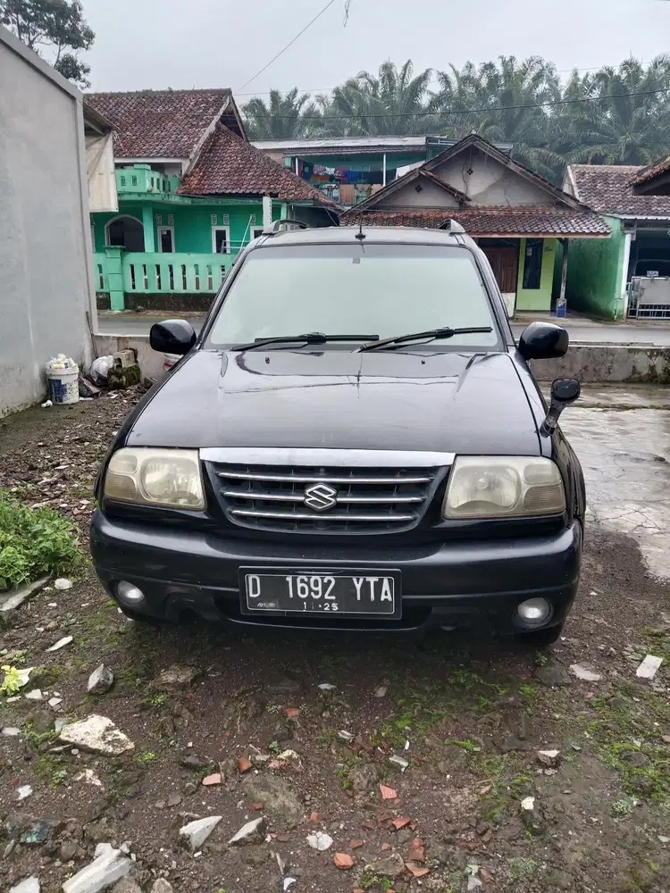 Suzuki Escudo 2003 Bensin