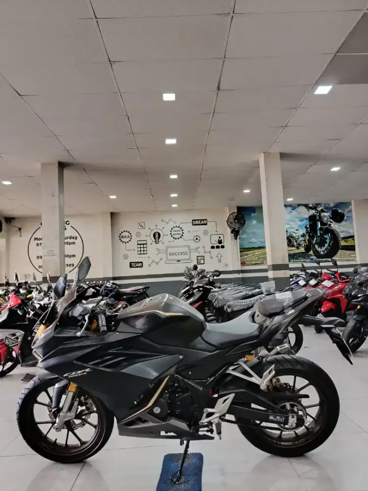 Di jual murah Honda CBR150R