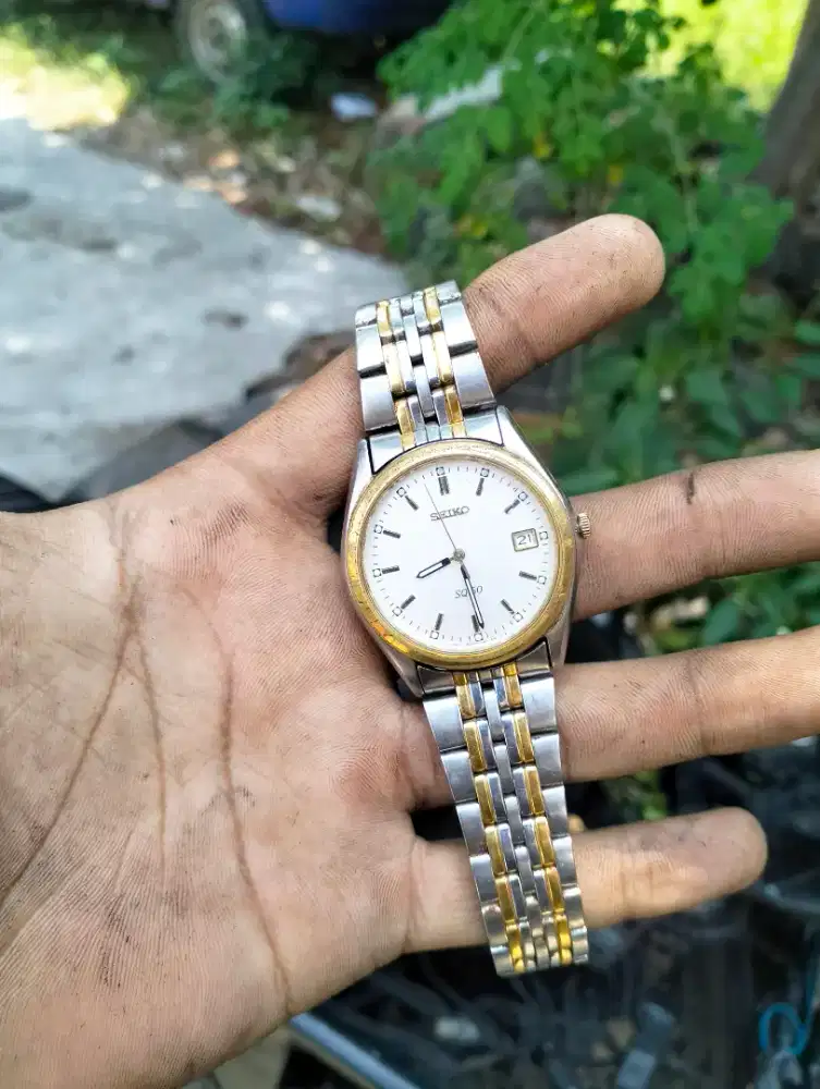 Jam tangan Seiko SQ
