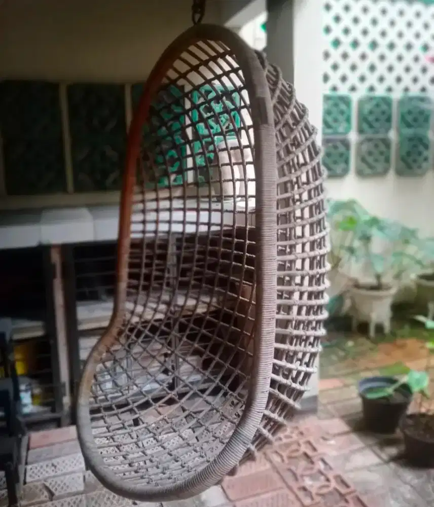 Edisi pindahan..jual 1 swing chair (nett), baca detail deskripsi.