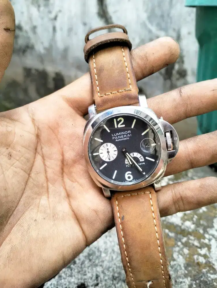 Jam tangan Luminor Panerai