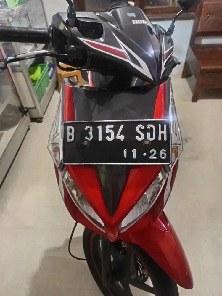 Dijual honda vario 110 tahun 2011 B DKI jakarta selatan pajak idup